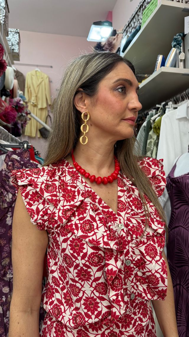 COLLAR ROJO CORTO