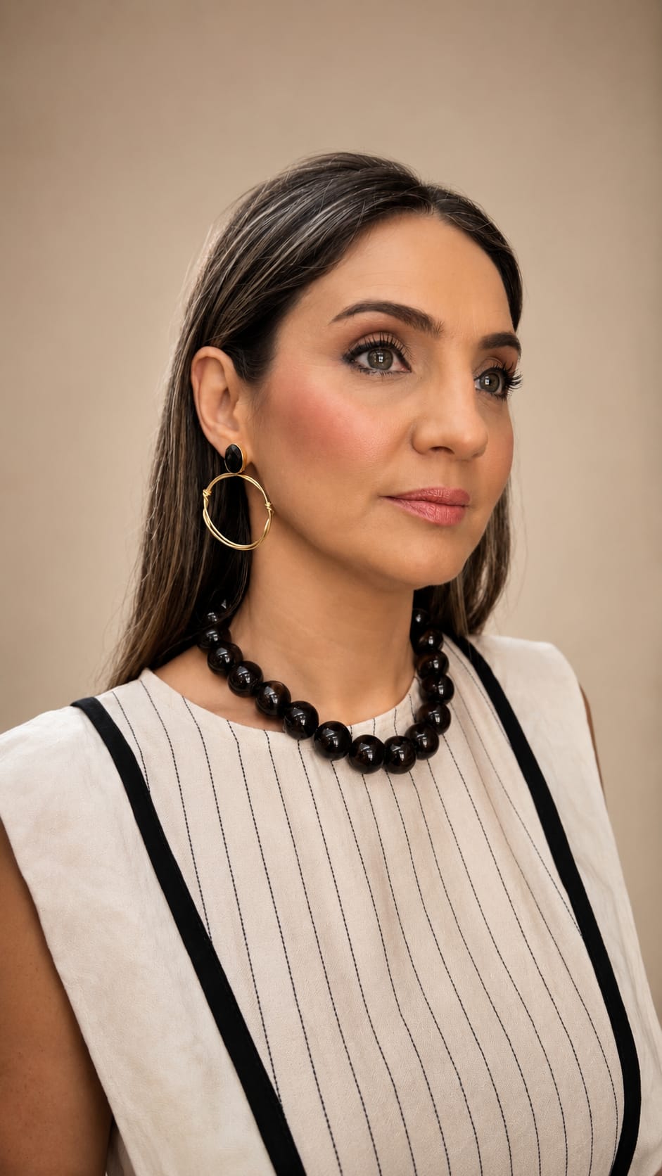 Collar Bola Negra