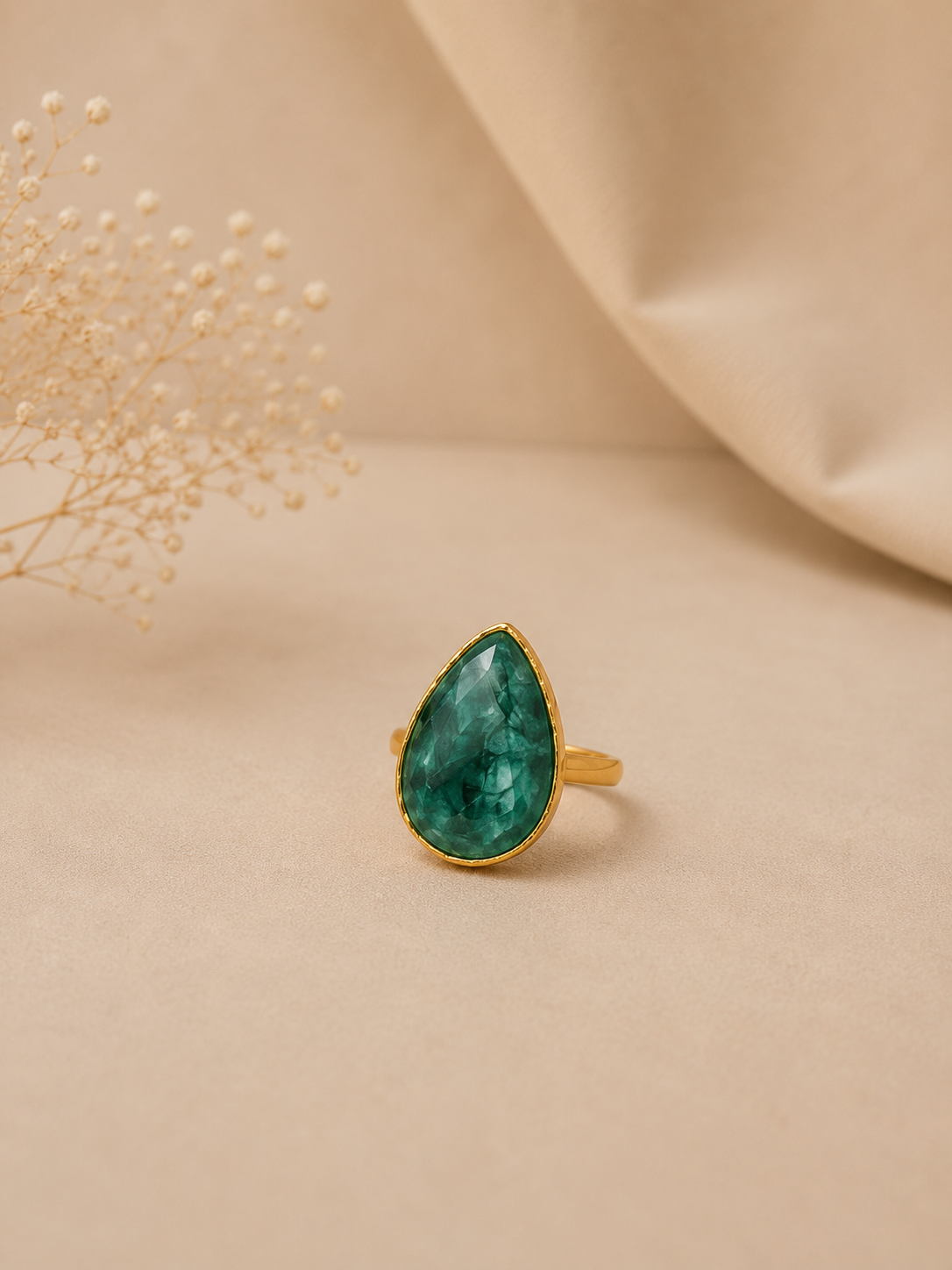 Anillo Kemal de Aventurina Verde