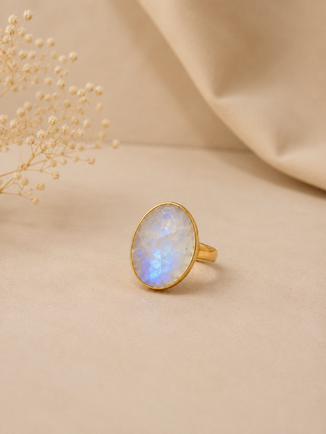 Anillo Kemal de Piedra de Luna