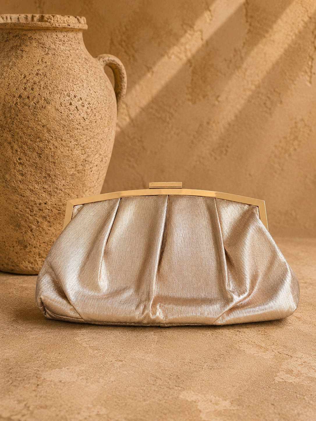 Bolso Cartera Évora. Arena Dorada.