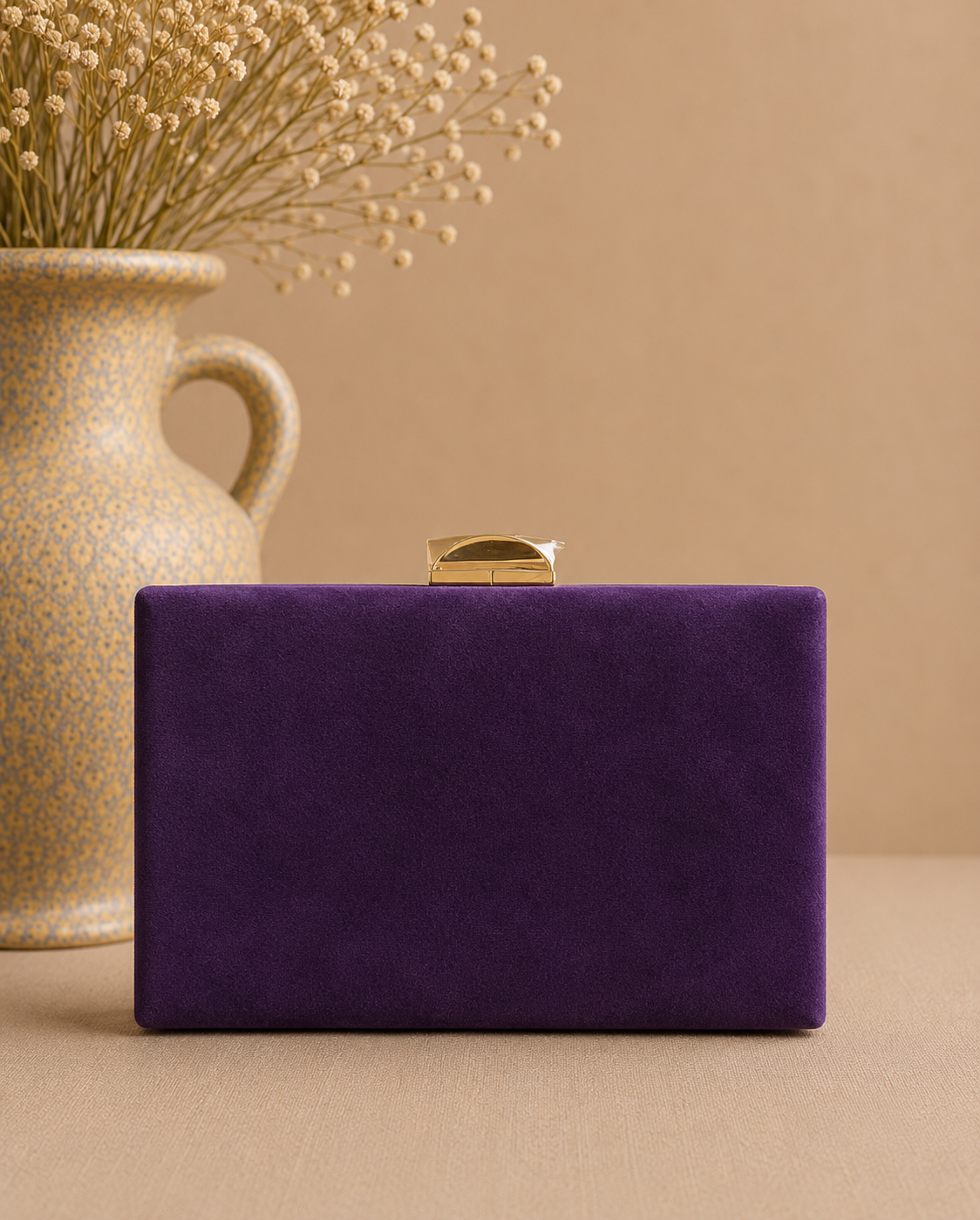 Clutch Mónaco. Morado Real.