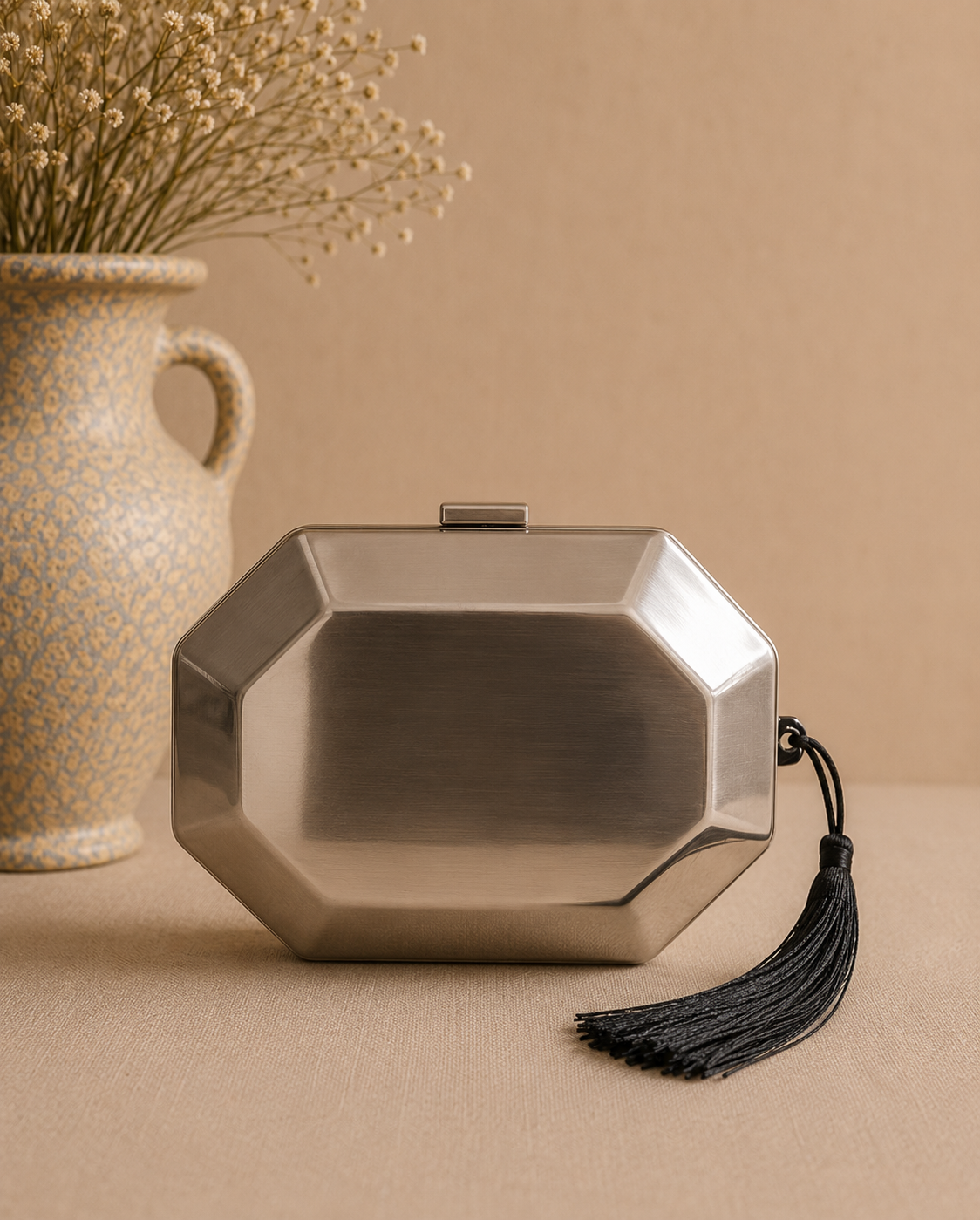 Clutch Astoria. Gris Plata.