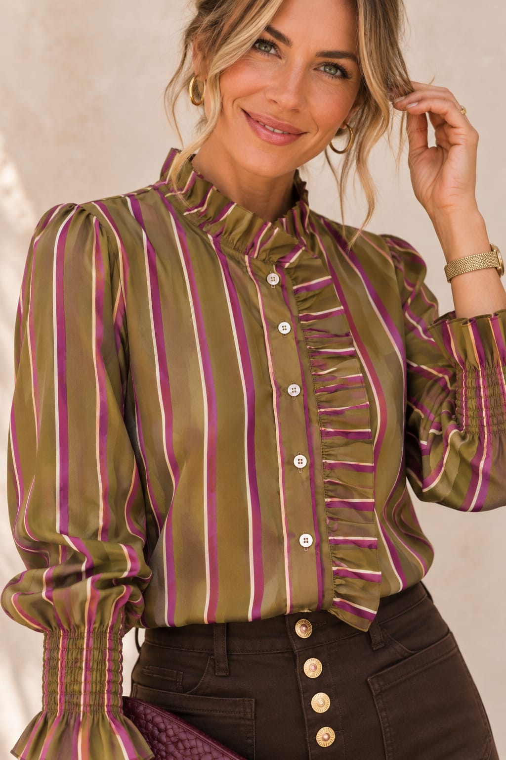 Camisa Minerva. Verde, con rayas Buganvilla y Crema.