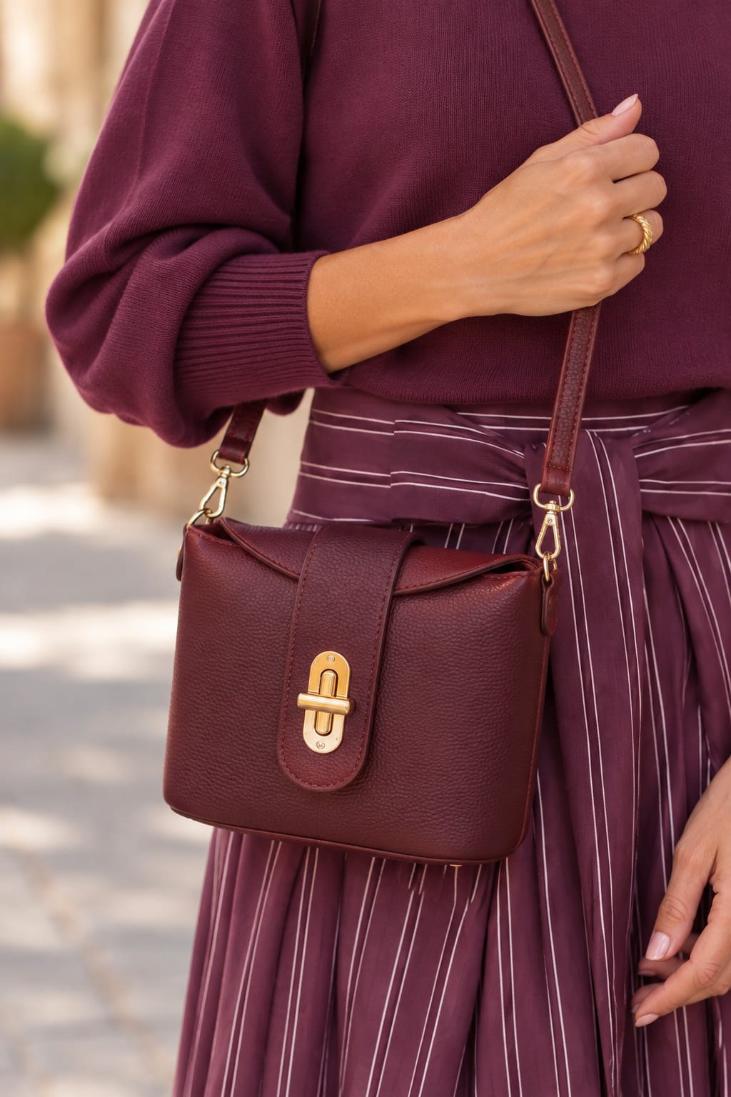 Bolso Bandolera Elvira. Burdeos.