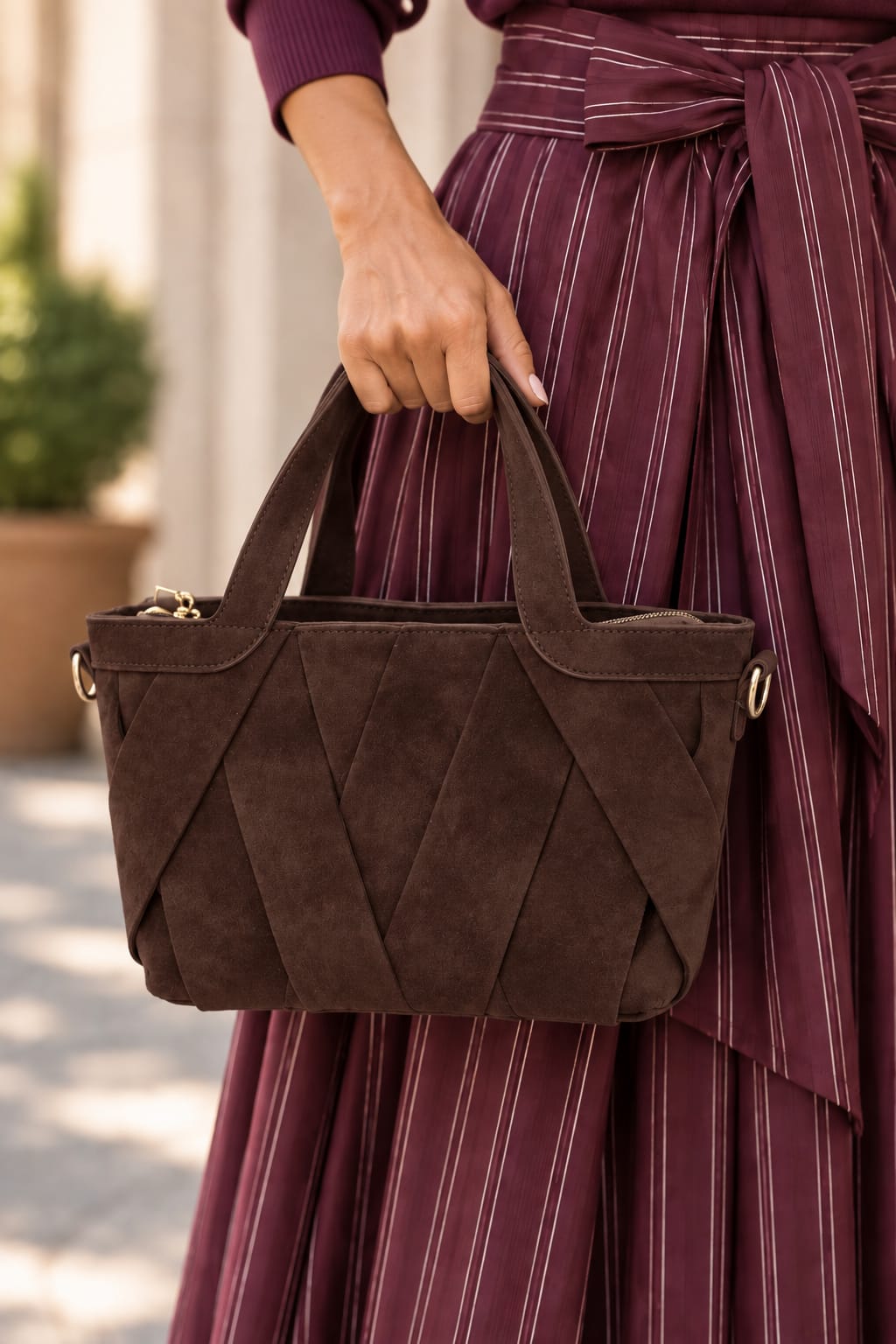 Bolso Liora trenzado Marrón Efecto Ante.
