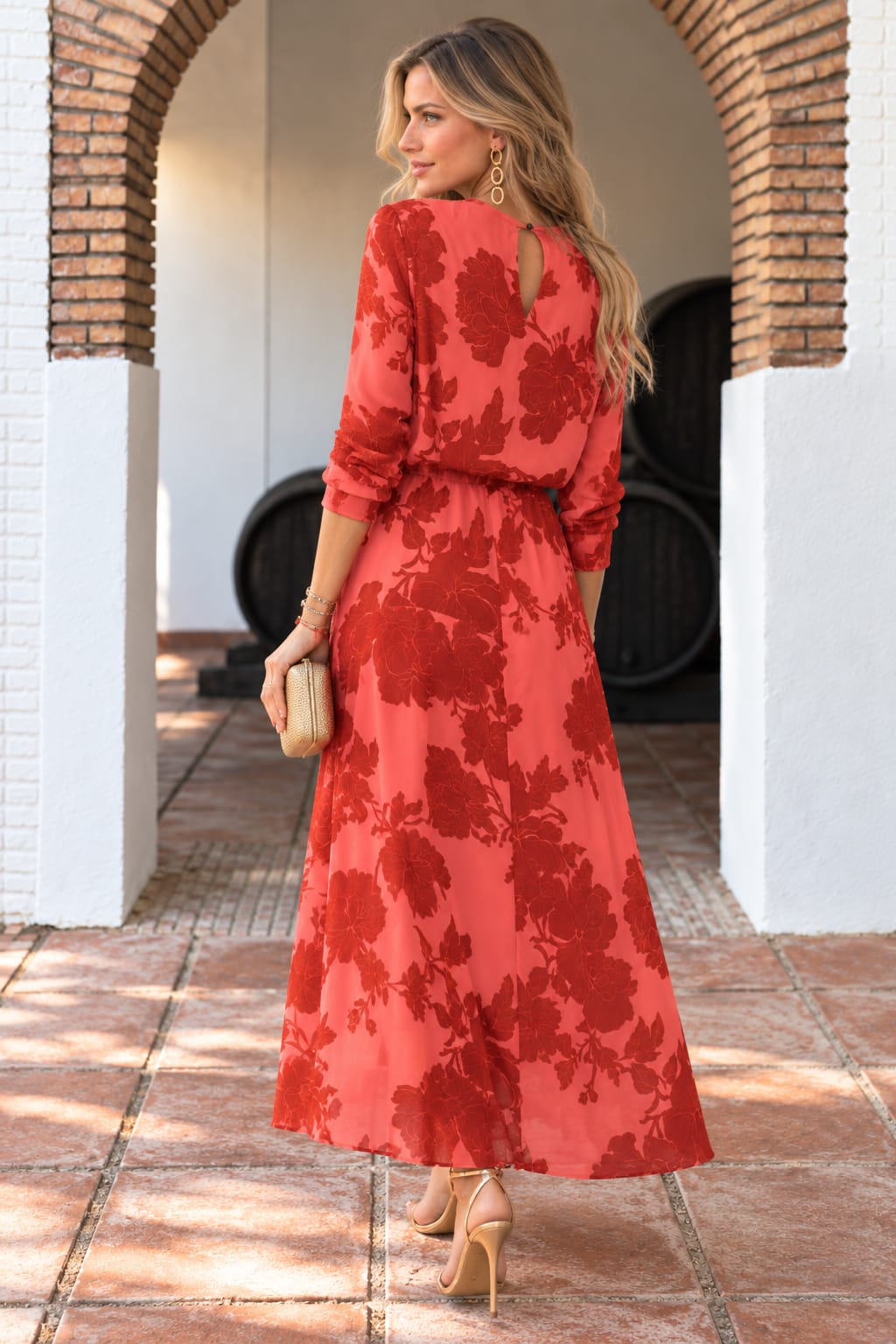 Vestido Tania. Coral con Estampado Floral en Teja.