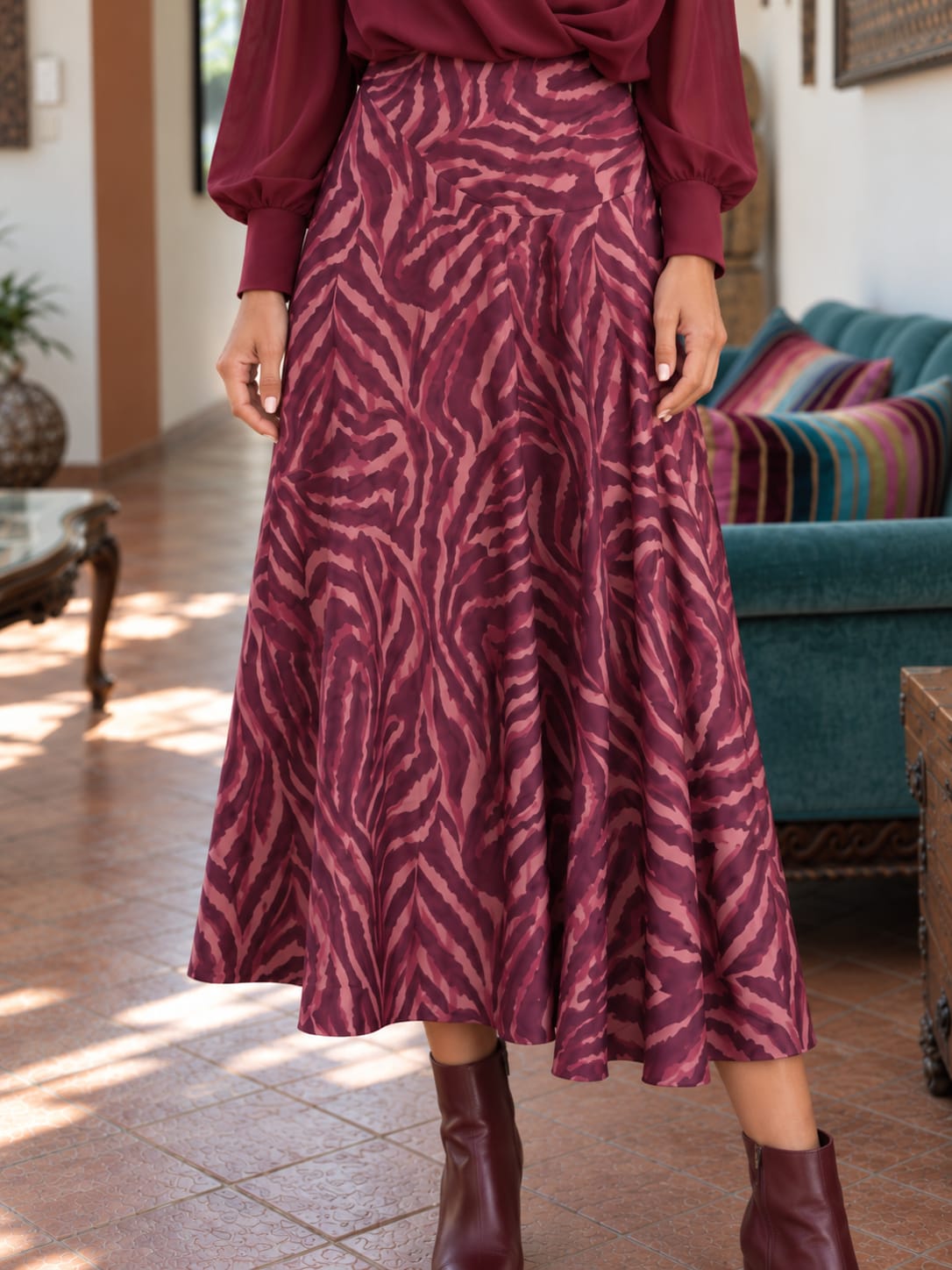 Falda Odette. Estampado animal Burdeos y Rosa.