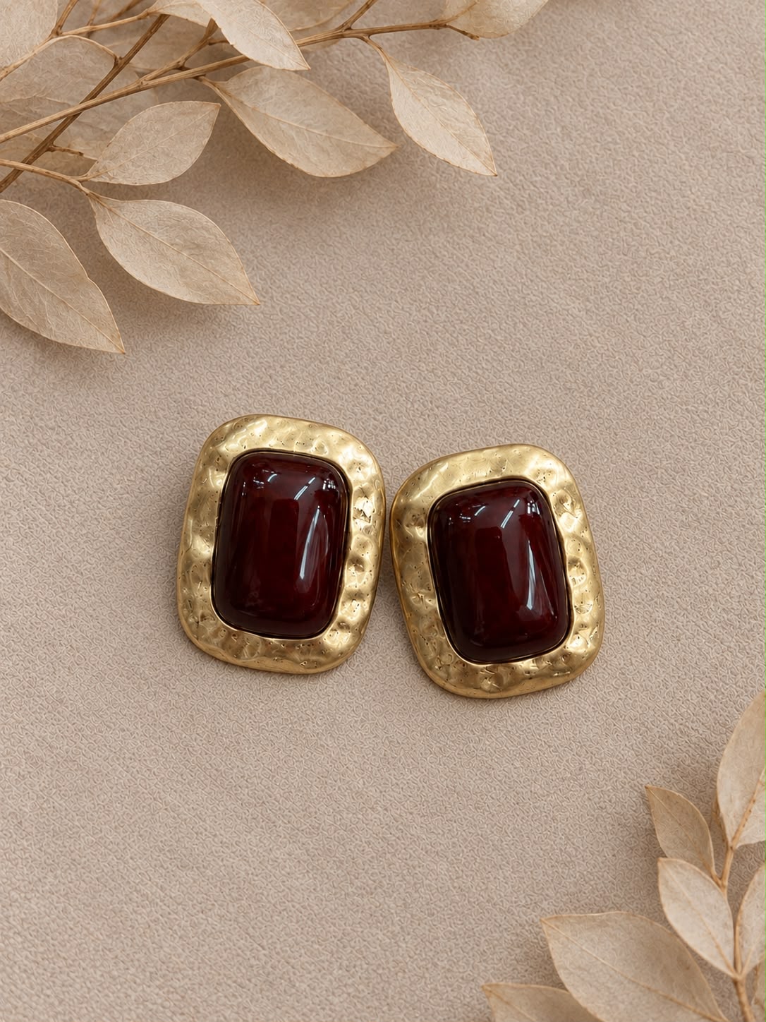 Pendientes Ginevra. Burdeos oscuro y Dorado envejecido.