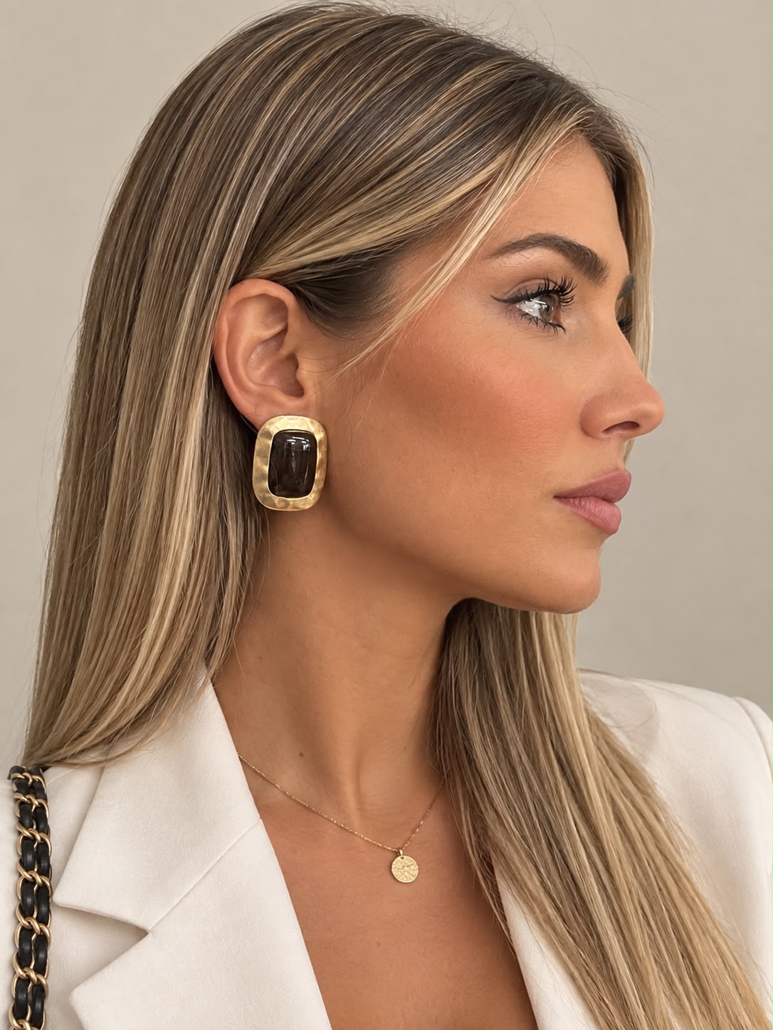 Pendientes Ginevra. Marrón Chocolate y Dorado envejecido.