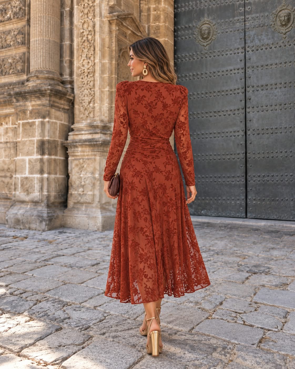 Vestido Brocado Efecto Terciopelo Serena. Terracota.